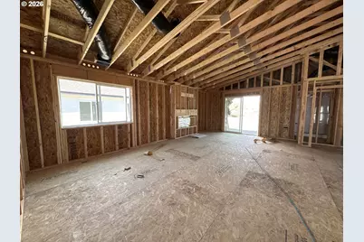 867 E Kinsley Ave, Hermiston, OR 97838 - Photo 3