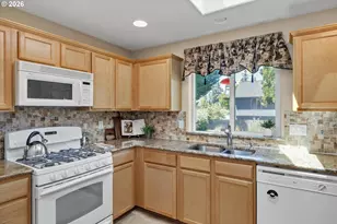 15057 Spy Glass Ln, Oregon City, OR 97045 - Photo 13