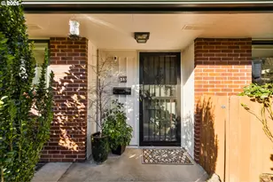 15100 SW Crown Dr, King City, OR 97224 - Photo 3