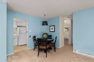 15100 SW Crown Dr, King City, OR 97224 - Photo 9