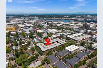 2335 NW Raleigh St #129, Portland, OR 97210 - Photo 37