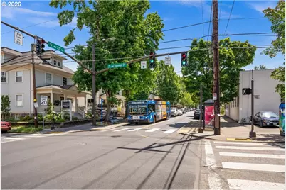 2335 NW Raleigh St #129, Portland, OR 97210 - Photo 31