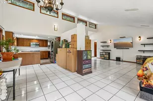 13620 SW Fern St, Portland, OR 97223 - Photo 9