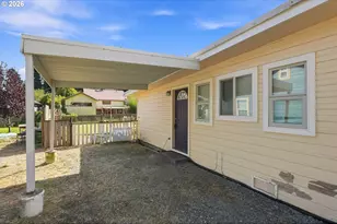 1363 Minnesota Ave, Coos Bay, OR 97420 - Photo 3