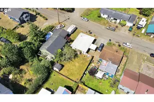 1363 Minnesota Ave, Coos Bay, OR 97420 - Photo 5