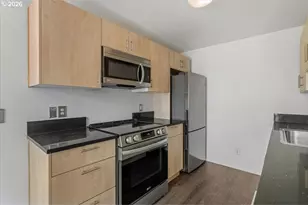 661 NE 162nd Ave, Portland, OR 97230 - Photo 9
