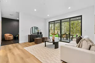 590 W U St, Washougal, WA 98671 - Photo 31