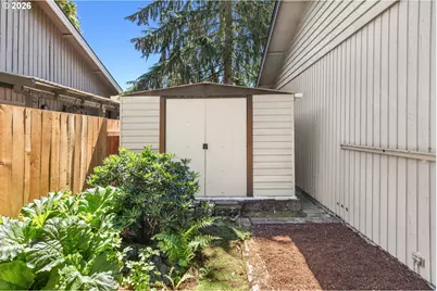20015 NW Paulina Dr, Portland, OR 97210 - Photo 31
