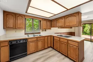 20015 NW Paulina Dr, Portland, OR 97210 - Photo 9