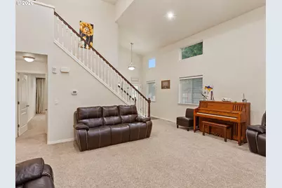 3273 Oxford St, Woodburn, OR 97071 - Photo 13