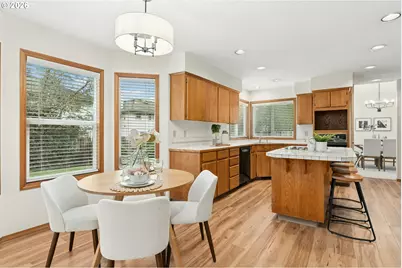 13260 SW Snowshoe Ln, Beaverton, OR 97008 - Photo 7