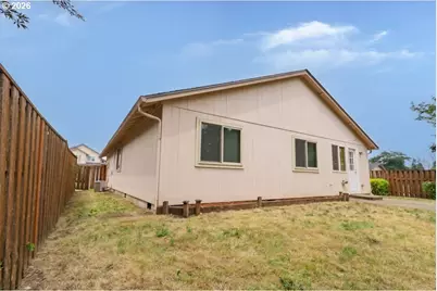 13111 NE 37th St, Vancouver, WA 98682 - Photo 5