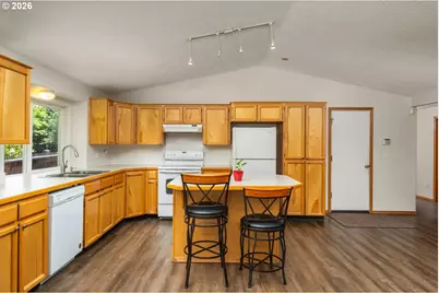 1421 I St, Washougal, WA 98671 - Photo 7