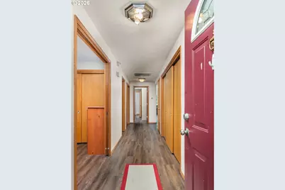 1421 I St, Washougal, WA 98671 - Photo 3