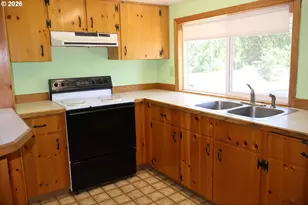 5659 SW Spring Hill Rd, Gaston, OR 97119 - Photo 9