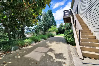 835 Willacade Ct, Springfield, OR 97477 - Photo 43