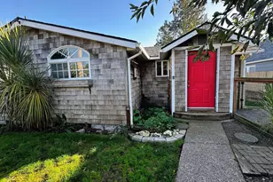 779 16th Ave, Seaside, OR 97138 - Photo 3