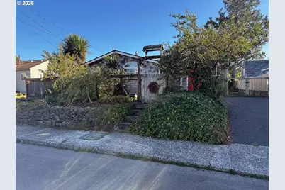 779 16th Ave, Seaside, OR 97138 - Photo 1