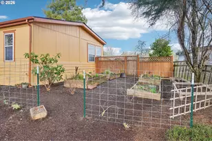 1679 SW Richard Ct, McMinnville, OR 97128 - Photo 3