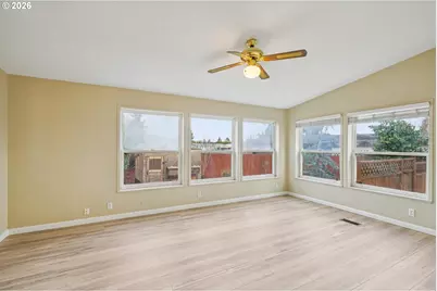 1679 SW Richard Ct, McMinnville, OR 97128 - Photo 5