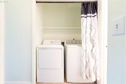 8720 SW Tualatin Rd #206, Tualatin, OR 97062 - Photo 19