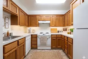 8720 SW Tualatin Rd, Tualatin, OR 97062 - Photo 7