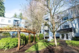 8720 SW Tualatin Rd, Tualatin, OR 97062 - Photo 3