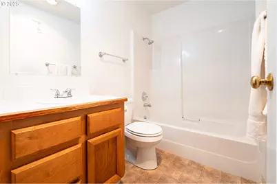 8720 SW Tualatin Rd #206, Tualatin, OR 97062 - Photo 33