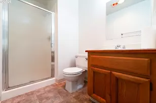 8720 SW Tualatin Rd, Tualatin, OR 97062 - Photo 27