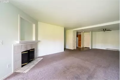 8720 SW Tualatin Rd #206, Tualatin, OR 97062 - Photo 19
