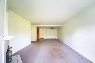 8720 SW Tualatin Rd, Tualatin, OR 97062 - Photo 5