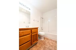 8720 SW Tualatin Rd, Tualatin, OR 97062 - Photo 29