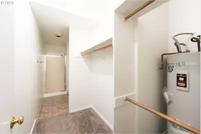 8720 SW Tualatin Rd #206, Tualatin, OR 97062 - Photo 25