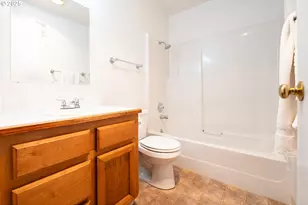 8720 SW Tualatin Rd, Tualatin, OR 97062 - Photo 33