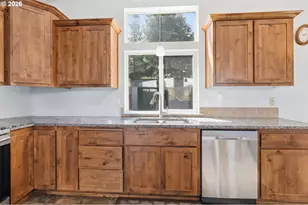 92296 Cascade Woods Dr, Springfield, OR 97478 - Photo 23