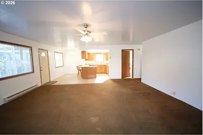 298 N Wasson St, Coos Bay, OR 97420 - Photo 17