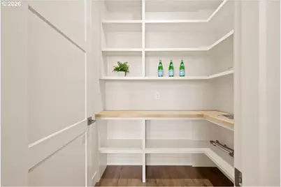 750 N V St, Washougal, WA 98671 - Photo 11