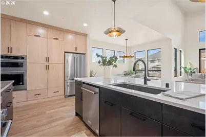 750 N V St, Washougal, WA 98671 - Photo 9