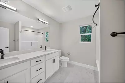 10955 NE Wygant St, Portland, OR 97220 - Photo 15