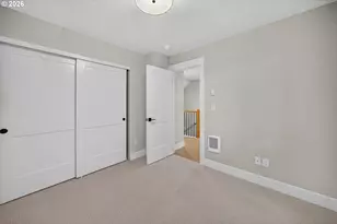10955 NE Wygant St, Portland, OR 97220 - Photo 7