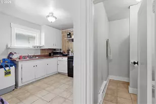 302 17th Ave, Longview, WA 98632 - Photo 11