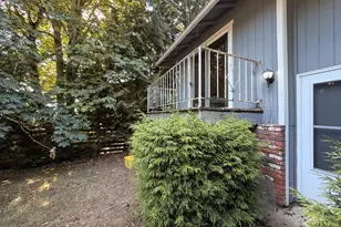 21123 SE Morrison St, Gresham, OR 97030 - Photo 7