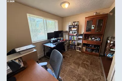 21123 SE Morrison St, Gresham, OR 97030 - Photo 15
