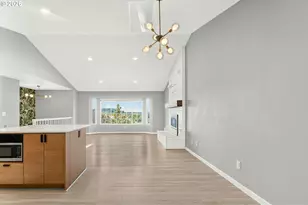 7106 SE 117th Pl, Portland, OR 97266 - Photo 9