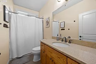 725 Slazenger Ct, Sutherlin, OR 97479 - Photo 23
