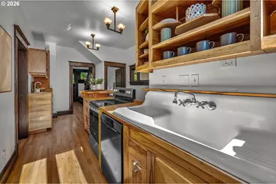 102 NE Monroe St, Portland, OR 97212 - Photo 21