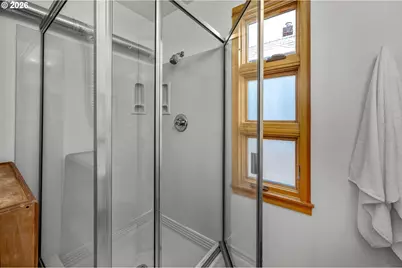 102 NE Monroe St, Portland, OR 97212 - Photo 31