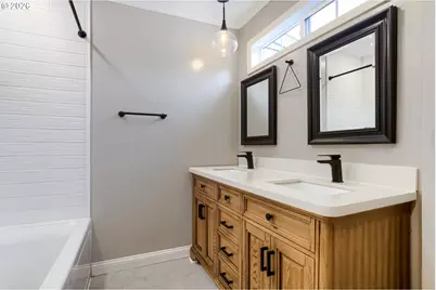 11820 SW Clifford St, Beaverton, OR 97008 - Photo 23