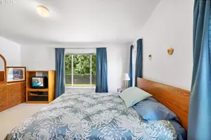 2315 SW Rose Ct, Troutdale, OR 97060 - Photo 33