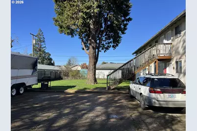 1920 SE Jefferson St SE, Albany, OR 97322 - Photo 3
